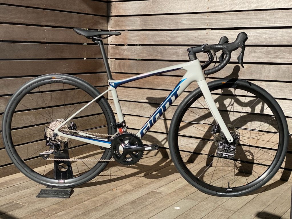 メーカー完売！！『DEFY ADVANCED 2』入荷してます
