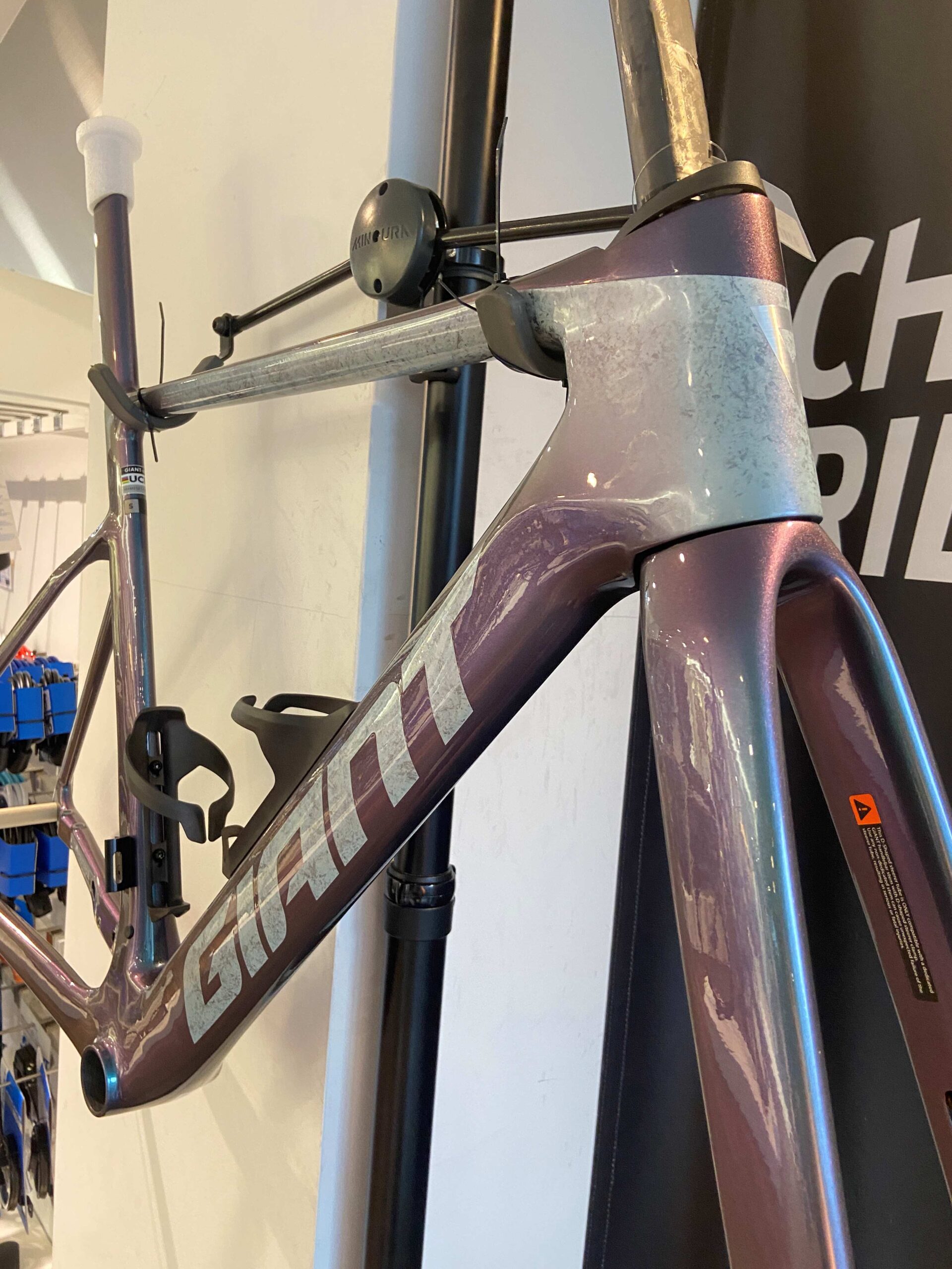 2024年モデル続々入荷中！PROPEL ADVANCED SL FRAME SET ｜ ジャイアントストア二子玉川