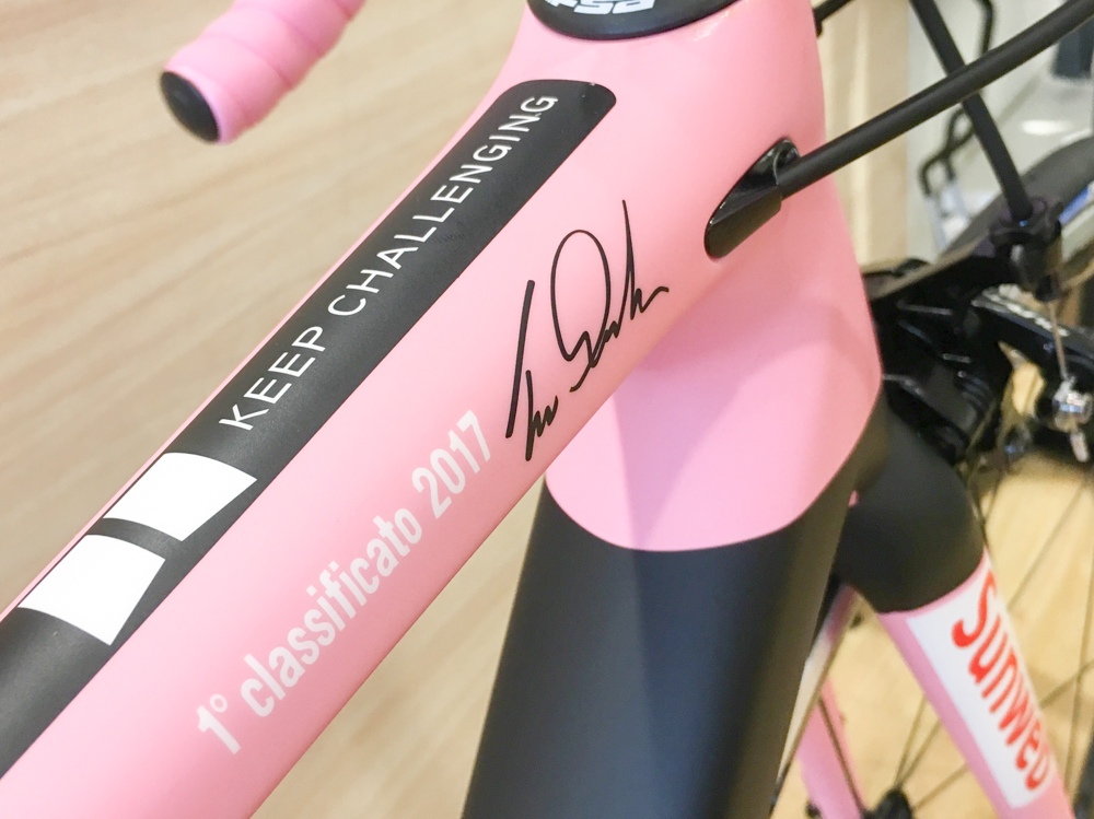 今週はピンク祭♪マリアローザ記念バイク・グッズが入荷しました