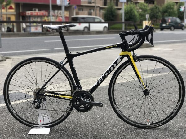GIANT TCR ADVANCED 3【stages power搭載】