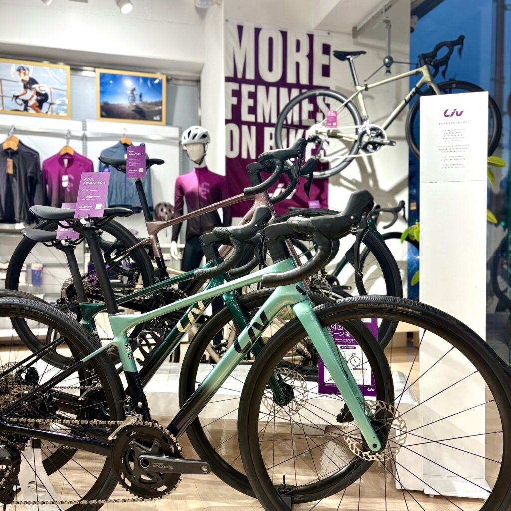 GIANT クロスバイク リアキャリア付き　神戸市中央区四宮神社引き取り限定 GIANT クロスバイク リアキャリア付き 神戸市中央区四宮神社引き取り