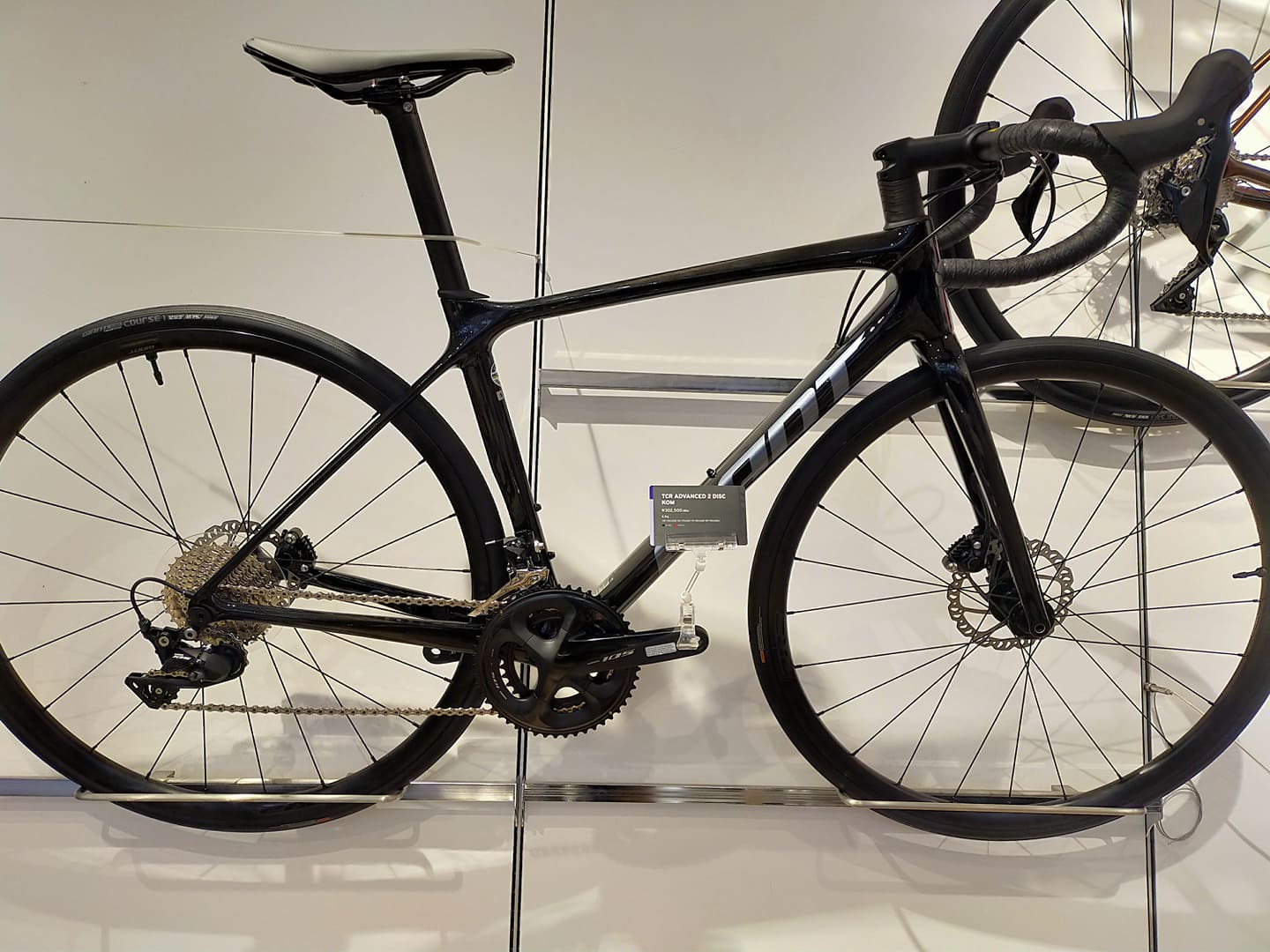 本物の GIANT TCR advanced 2 2021年モデル（現行） ロードバイク 