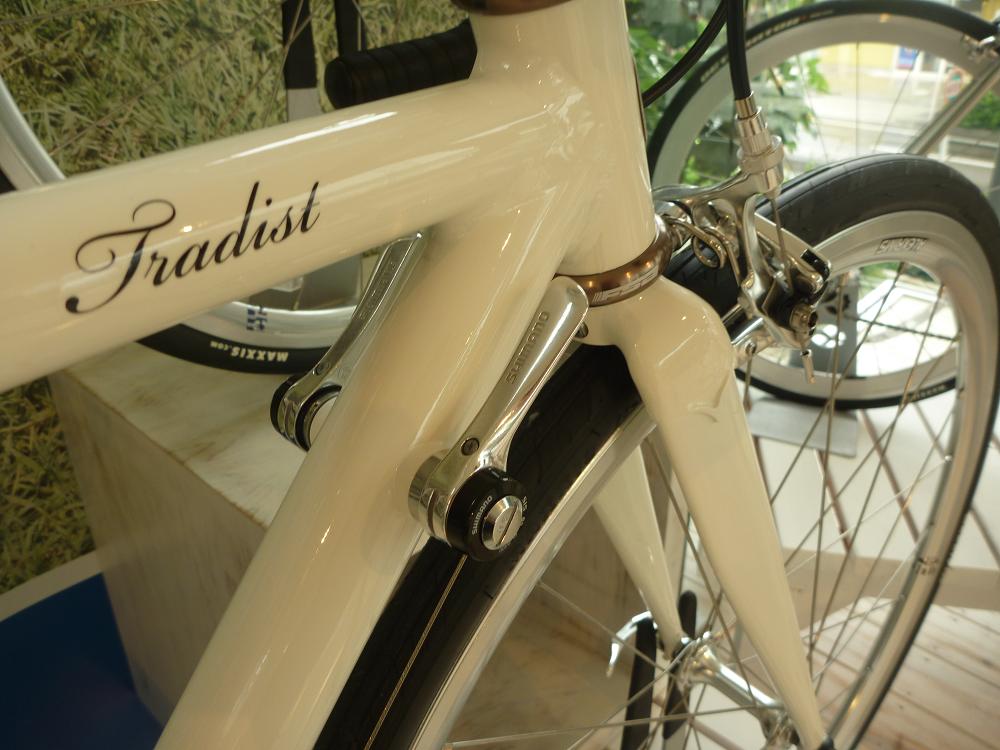 GIANT tradist brooksカスタム 新色追加して再販 - 自転車本体