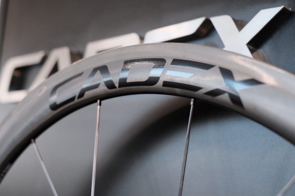 CADEX】カーボンホイール「CADEX 42 TUBELESS」入荷いたしました 
