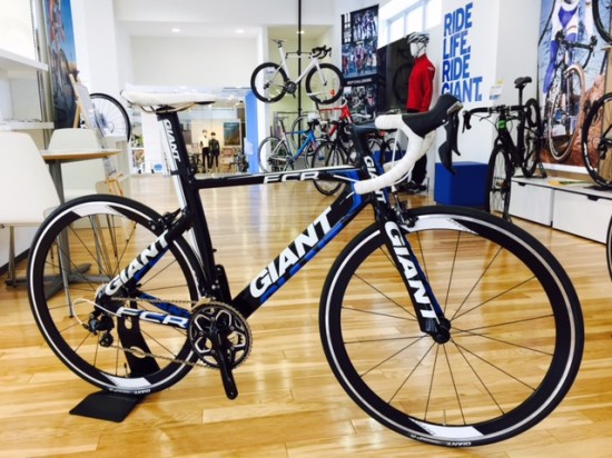 【引き取り限定】GIANT ジャイアント FCR1 引き取り限定】GIANT ジャイアント FCR1