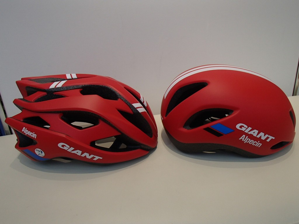 ジャイアント 現品引き取りのみ ヘルメット、同色空気圧つき - 自転車