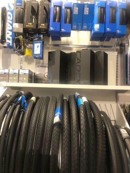 Giant CADEX ALM 2 手渡し取引 チュブタイヤお負け Giant CADEX ALM 2