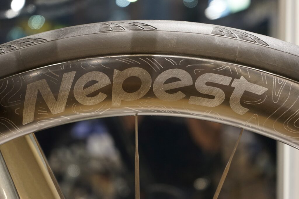 NEPEST / NOVA / MAUI】カーボンスポーク/セラミックベアリング採用