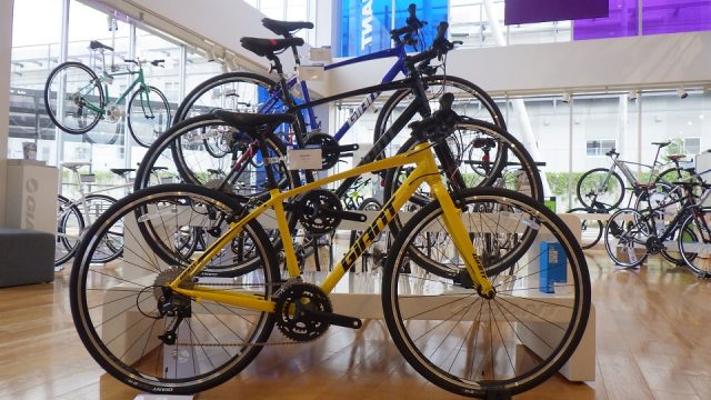 9月中にお願いします! クロスバイク GIANT RX 3 仙台引き渡しのみ 2020NEW!! ESCAPE RX3入荷 ｜ ジャイアントストア仙台アウトレット